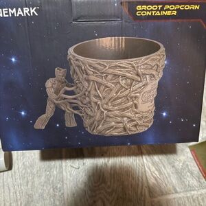 Groot Popcorn Container